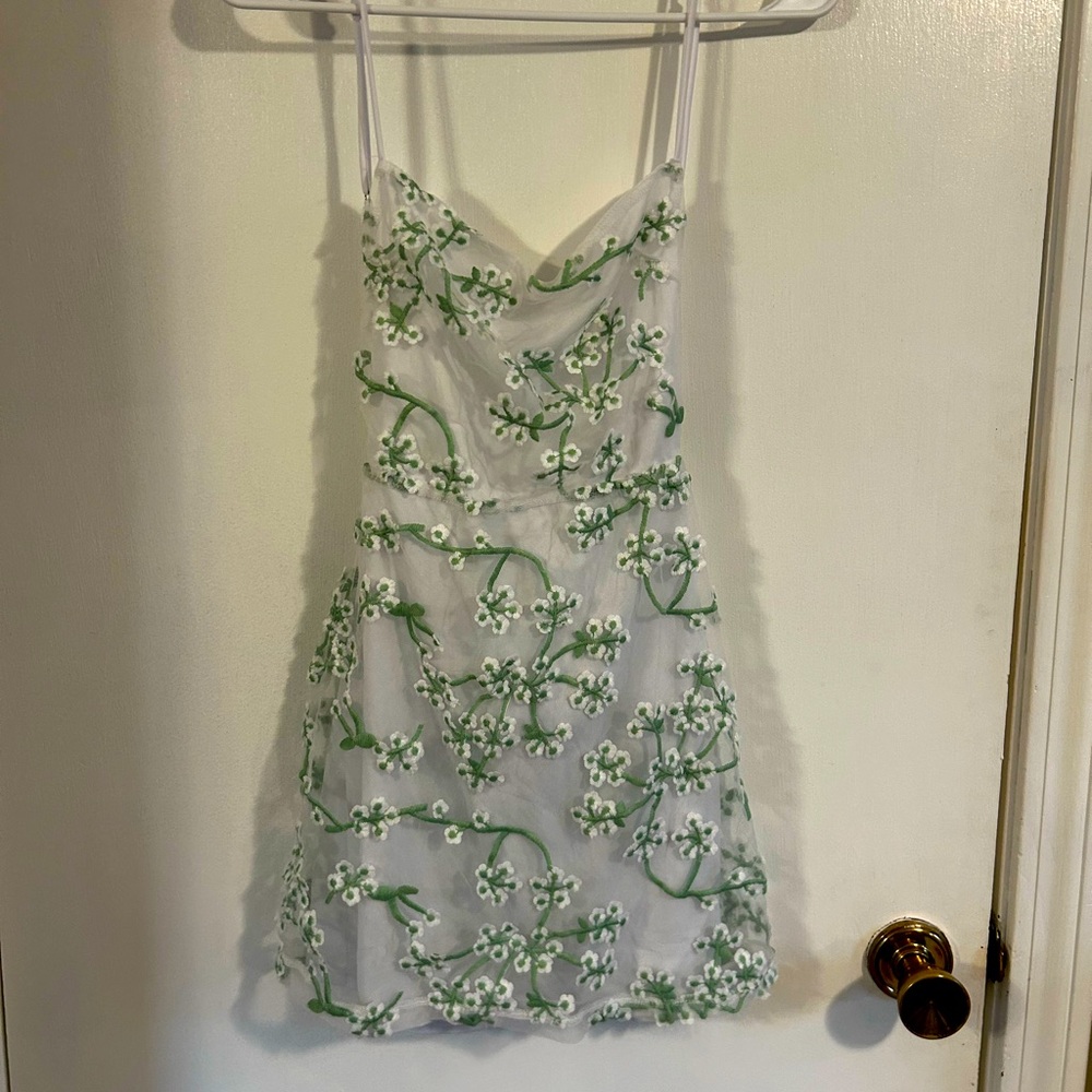 Lucy in the Sky Size small S. White with green flowers dress.